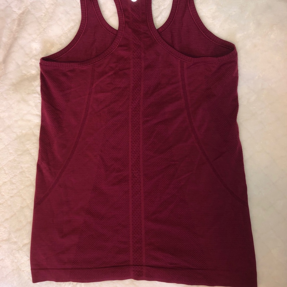 Lulu lemon swiftly tank top